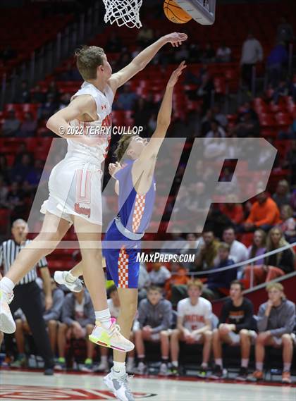 Thumbnail 2 in Timpview vs. Murray (UHSAA 5A Quarterfinal) photogallery.