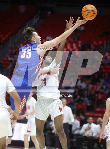 Thumbnail 2 in Timpview vs. Murray (UHSAA 5A Quarterfinal) photogallery.