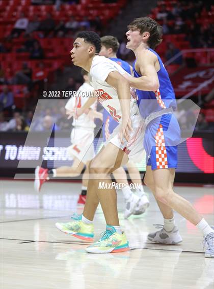 Thumbnail 1 in Timpview vs. Murray (UHSAA 5A Quarterfinal) photogallery.