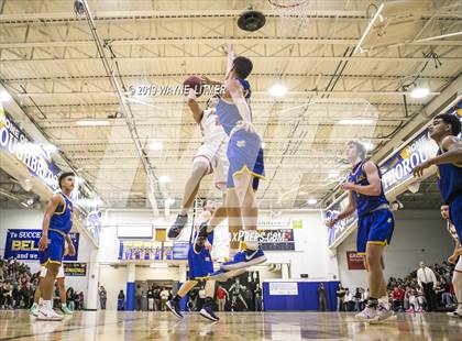 Thumbnail 3 in Newport Central Catholic vs Newport (All A Classic) photogallery.