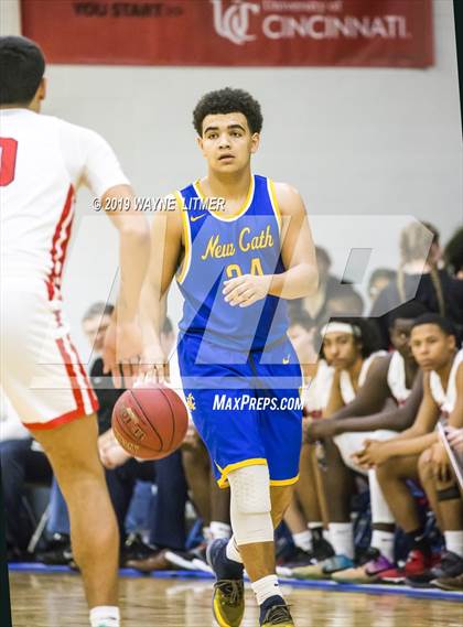 Thumbnail 3 in Newport Central Catholic vs Newport (All A Classic) photogallery.