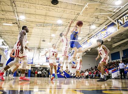 Thumbnail 3 in Newport Central Catholic vs Newport (All A Classic) photogallery.