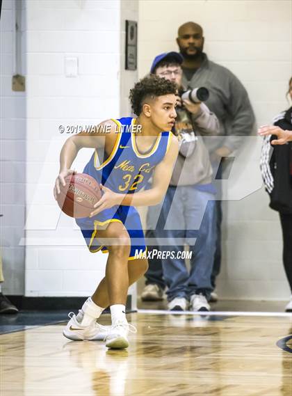 Thumbnail 1 in Newport Central Catholic vs Newport (All A Classic) photogallery.