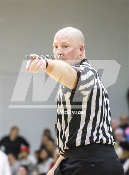 Thumbnail 3 in Newport Central Catholic vs Newport (All A Classic) photogallery.