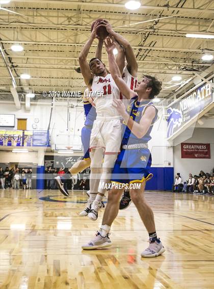Thumbnail 3 in Newport Central Catholic vs Newport (All A Classic) photogallery.