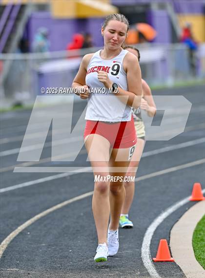 Thumbnail 1 in Marion Relays (1600 Meter)  photogallery.