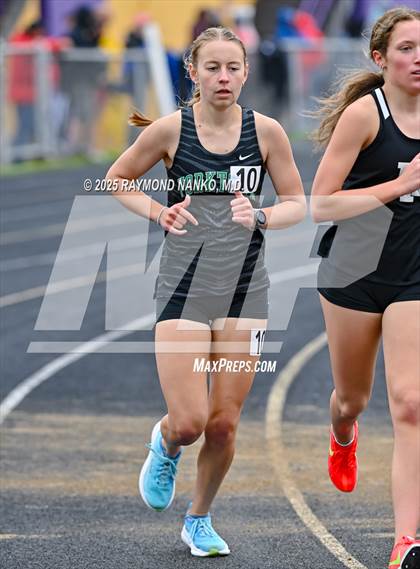 Thumbnail 2 in Marion Relays (1600 Meter)  photogallery.