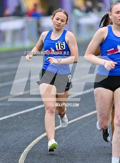 Thumbnail 1 in Marion Relays (1600 Meter)  photogallery.