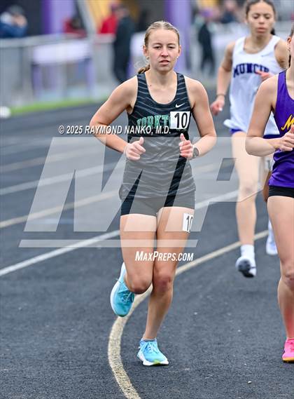 Thumbnail 1 in Marion Relays (1600 Meter)  photogallery.