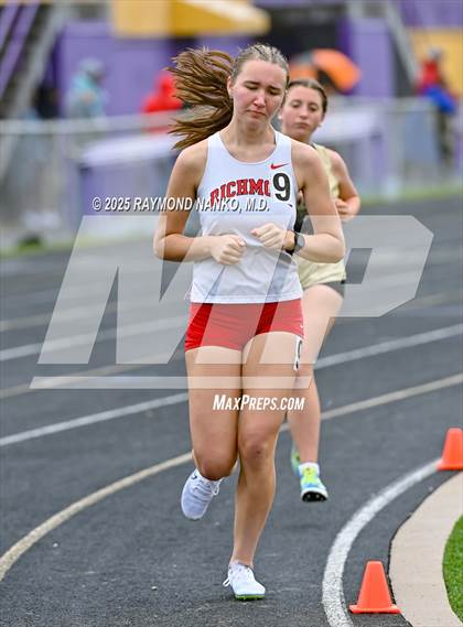 Thumbnail 2 in Marion Relays (1600 Meter)  photogallery.