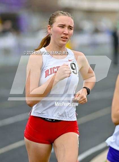Thumbnail 1 in Marion Relays (1600 Meter)  photogallery.