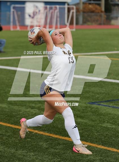 Thumbnail 1 in Schuylkill Haven vs. Muncy (PIAA Class A Quarterfinal) photogallery.