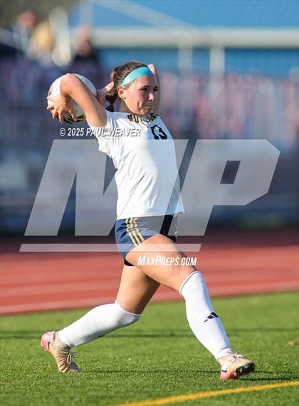 Thumbnail 3 in Schuylkill Haven vs. Muncy (PIAA Class A Quarterfinal) photogallery.