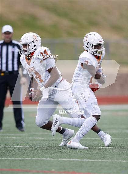 Thumbnail 2 in Prosper vs. Bowie (UIL 6A Area Playoff) photogallery.