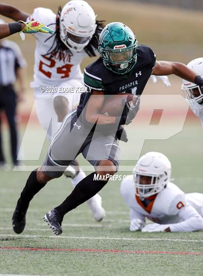 Thumbnail 3 in Prosper vs. Bowie (UIL 6A Area Playoff) photogallery.