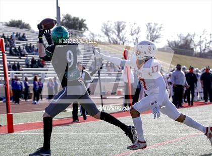 Thumbnail 3 in Prosper vs. Bowie (UIL 6A Area Playoff) photogallery.