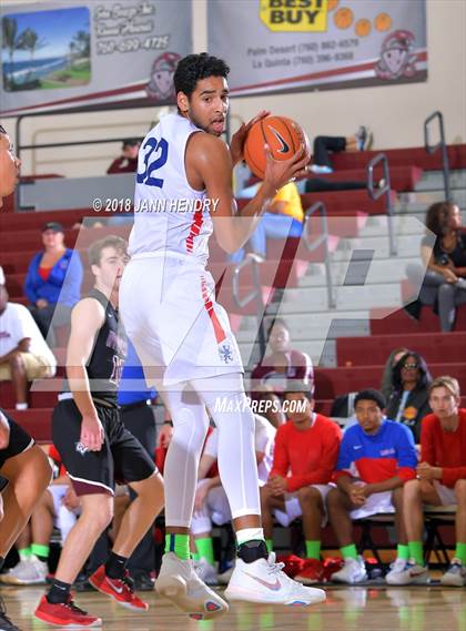 Thumbnail 3 in Los Alamitos vs. Woodcreek (Rancho Mirage Holiday Invitational) photogallery.