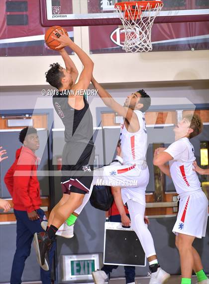 Thumbnail 3 in Los Alamitos vs. Woodcreek (Rancho Mirage Holiday Invitational) photogallery.