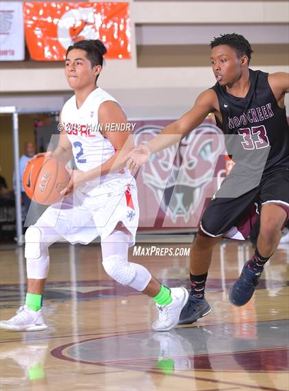 Thumbnail 3 in Los Alamitos vs. Woodcreek (Rancho Mirage Holiday Invitational) photogallery.
