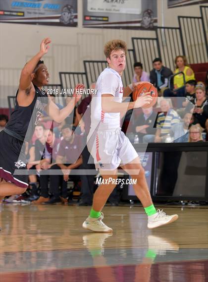Thumbnail 2 in Los Alamitos vs. Woodcreek (Rancho Mirage Holiday Invitational) photogallery.