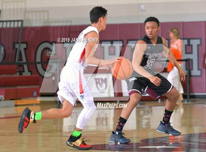 Thumbnail 2 in Los Alamitos vs. Woodcreek (Rancho Mirage Holiday Invitational) photogallery.