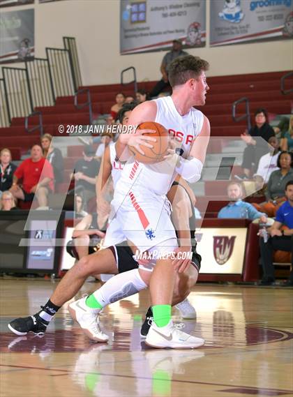 Thumbnail 3 in Los Alamitos vs. Woodcreek (Rancho Mirage Holiday Invitational) photogallery.