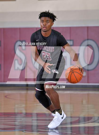Thumbnail 3 in Los Alamitos vs. Woodcreek (Rancho Mirage Holiday Invitational) photogallery.