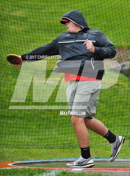 Thumbnail 3 in 50th Annual Loucks Games (Men's Discus) photogallery.