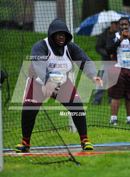 Thumbnail 1 in 50th Annual Loucks Games (Men's Discus) photogallery.