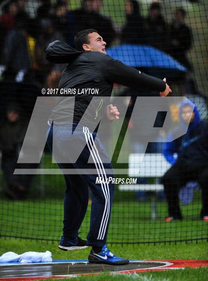 Thumbnail 3 in 50th Annual Loucks Games (Men's Discus) photogallery.