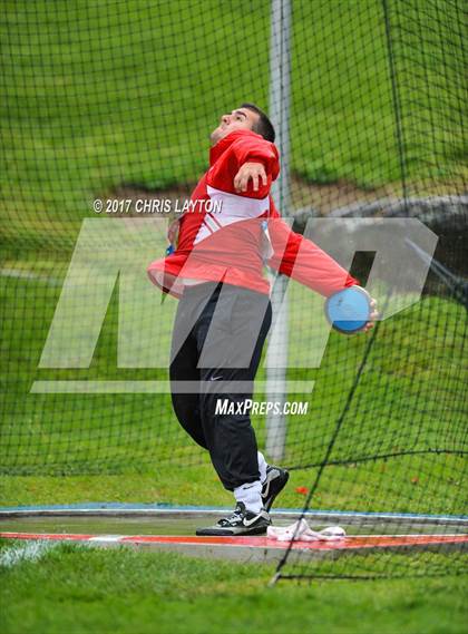 Thumbnail 3 in 50th Annual Loucks Games (Men's Discus) photogallery.