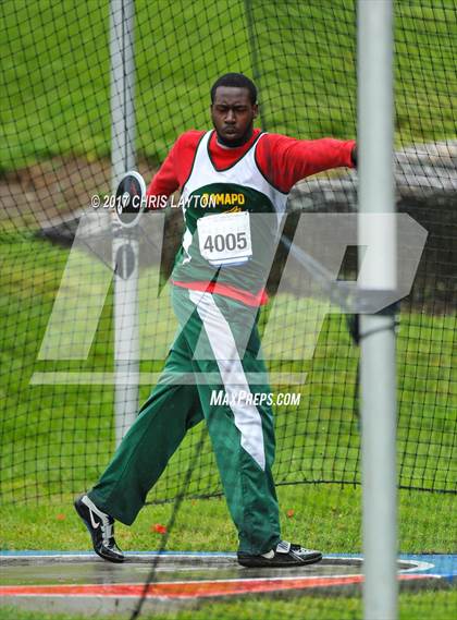 Thumbnail 2 in 50th Annual Loucks Games (Men's Discus) photogallery.