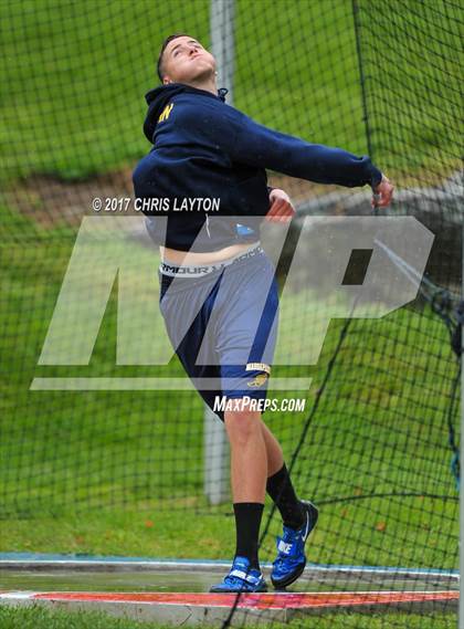 Thumbnail 2 in 50th Annual Loucks Games (Men's Discus) photogallery.