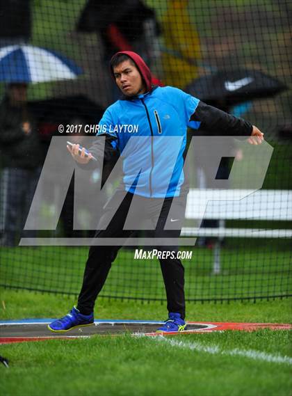 Thumbnail 3 in 50th Annual Loucks Games (Men's Discus) photogallery.