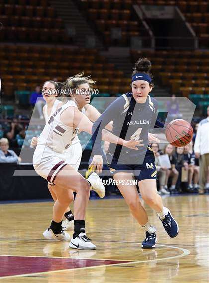 Thumbnail 3 in Mullen vs. Berthoud (CHSAA 4A Final Four) photogallery.