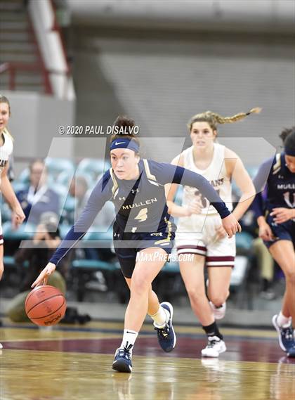 Thumbnail 3 in Mullen vs. Berthoud (CHSAA 4A Final Four) photogallery.