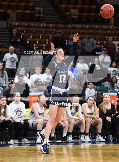Thumbnail 3 in Mullen vs. Berthoud (CHSAA 4A Final Four) photogallery.