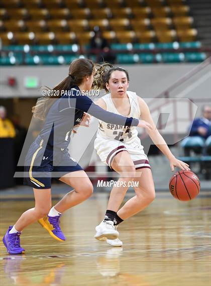 Thumbnail 1 in Mullen vs. Berthoud (CHSAA 4A Final Four) photogallery.