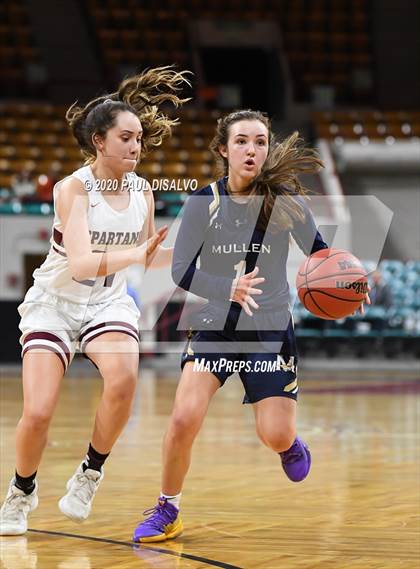 Thumbnail 3 in Mullen vs. Berthoud (CHSAA 4A Final Four) photogallery.