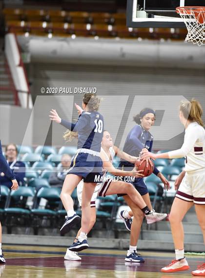 Thumbnail 1 in Mullen vs. Berthoud (CHSAA 4A Final Four) photogallery.