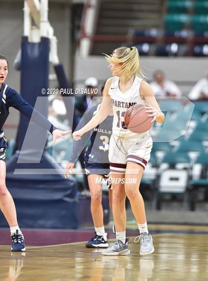Thumbnail 1 in Mullen vs. Berthoud (CHSAA 4A Final Four) photogallery.