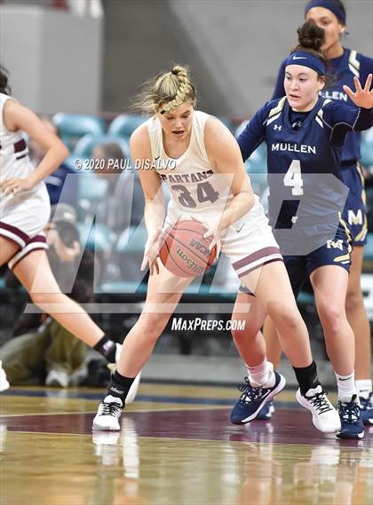 Thumbnail 1 in Mullen vs. Berthoud (CHSAA 4A Final Four) photogallery.