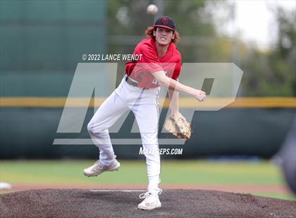 Thumbnail 2 in Haxtun vs. Holly (CHSAA 1A Semi-Final) photogallery.