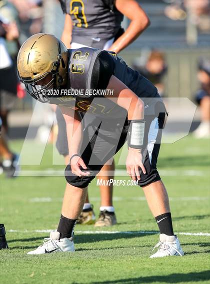 Thumbnail 1 in Howe vs. Whitewright (scrimmage) photogallery.