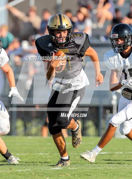 Thumbnail 1 in Howe vs. Whitewright (scrimmage) photogallery.