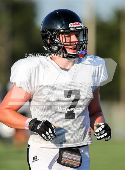 Thumbnail 2 in Howe vs. Whitewright (scrimmage) photogallery.