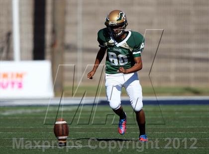 Thumbnail 3 in DeSoto vs. Jenks (Southwest Showcase) photogallery.