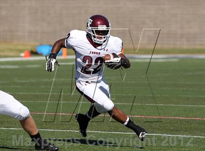 Thumbnail 1 in DeSoto vs. Jenks (Southwest Showcase) photogallery.