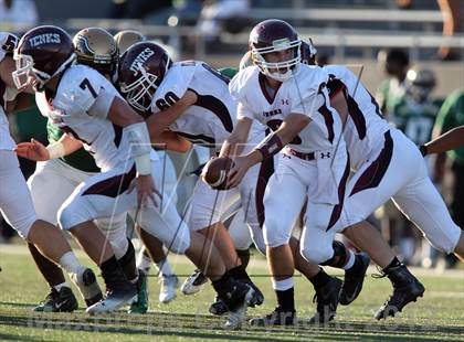Thumbnail 2 in DeSoto vs. Jenks (Southwest Showcase) photogallery.