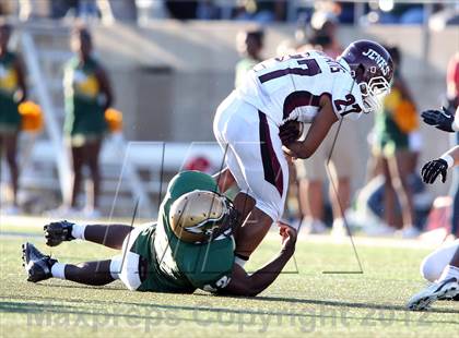 Thumbnail 3 in DeSoto vs. Jenks (Southwest Showcase) photogallery.